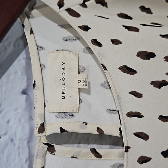 Melloday animal print long sleeve blouse - Picture 3 of 9